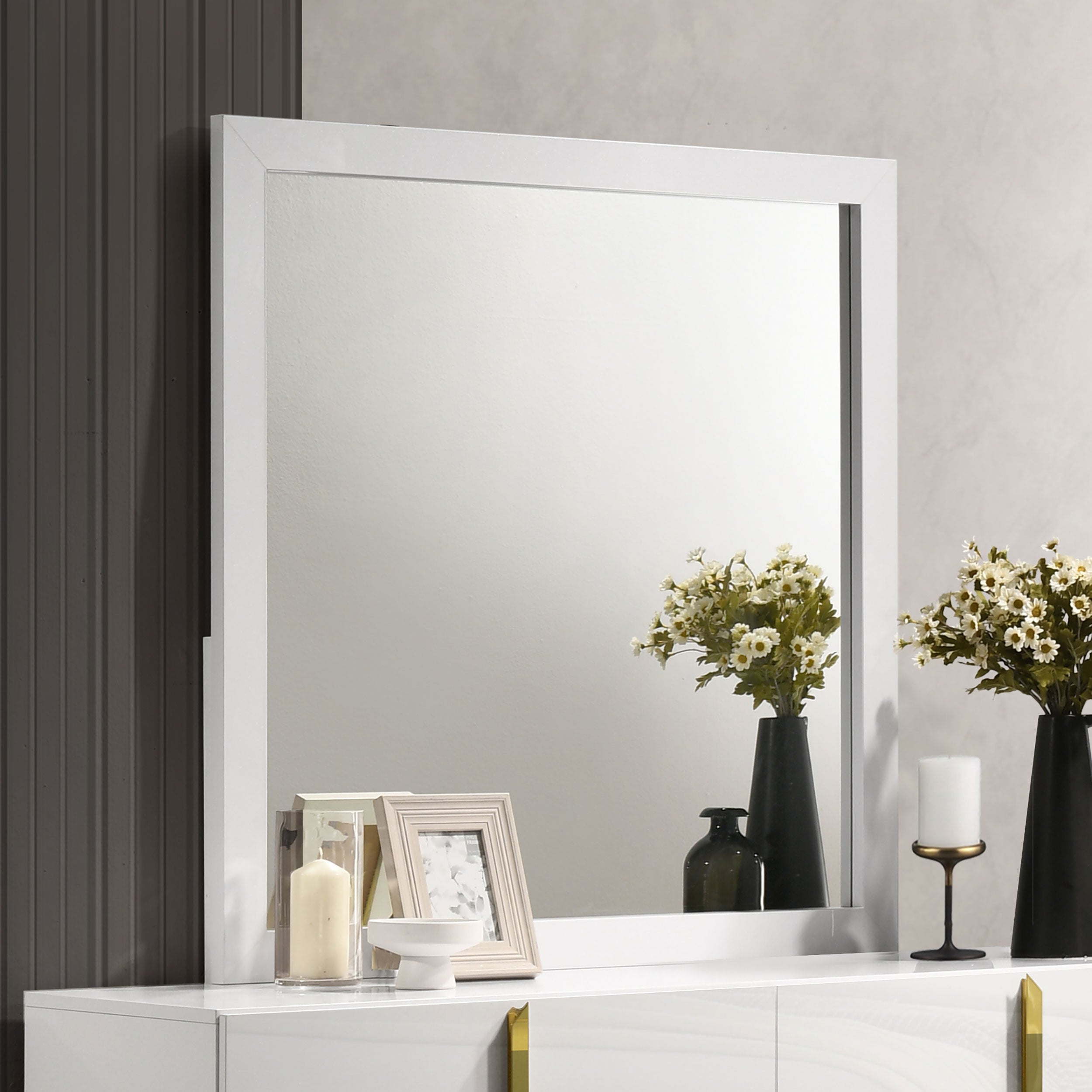 Ines 6-drawer Bedroom Dresser with Mirror Cabinet White High Gloss