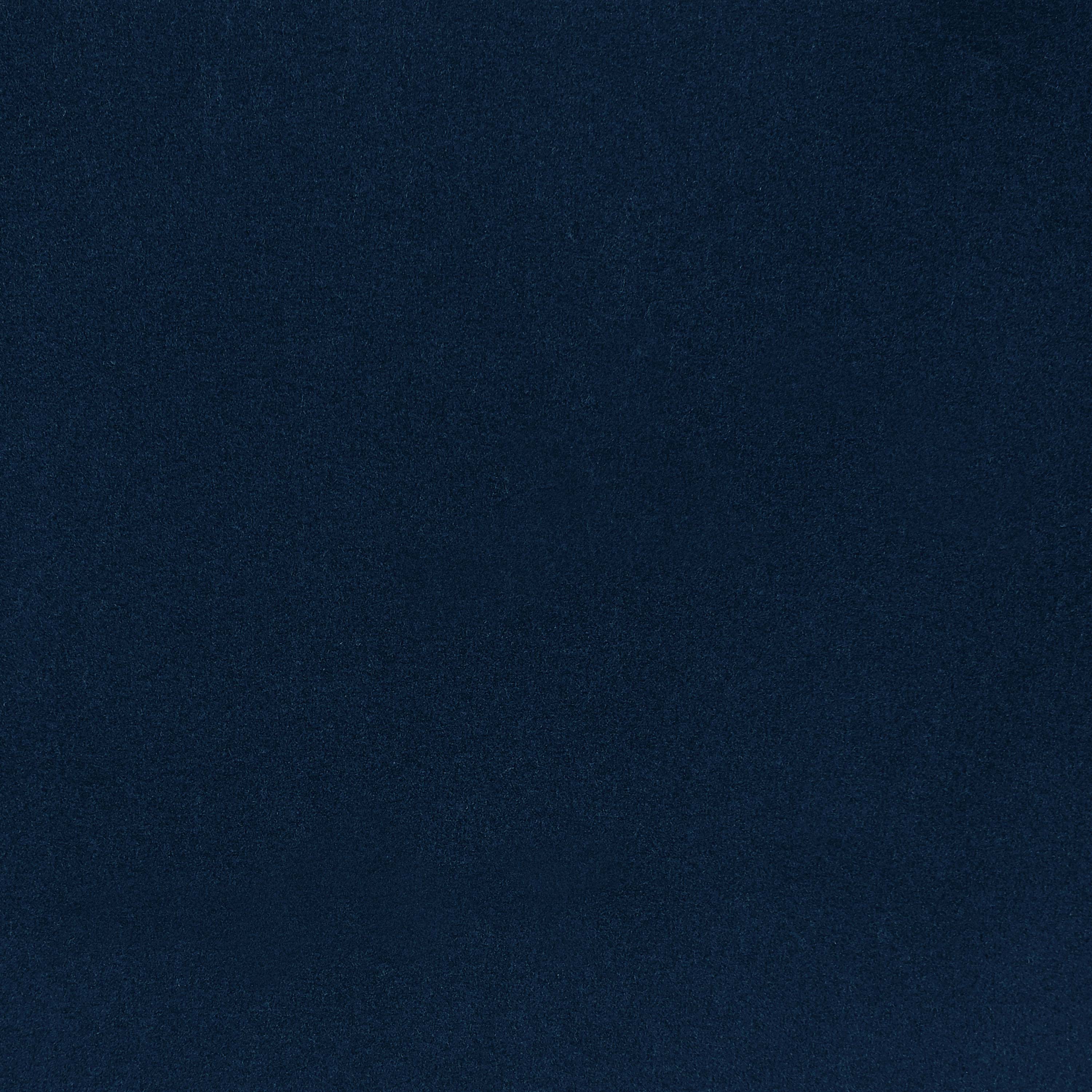 Sofá con brazos tipo esmoquin de estilo chalet en color azul