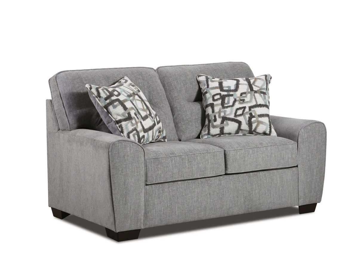 Renzo Loveseat